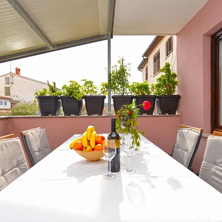 Violete 742 Διαμέρισμα *