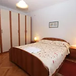 Violete 742