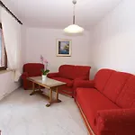 Апартаменты Violete 742 *