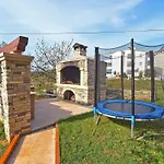 Violete 742 Пула