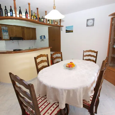 Appartamento Violete 742 *