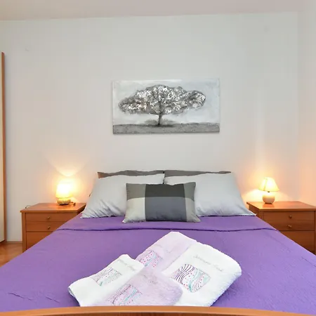 Appartamento Violete 742 *