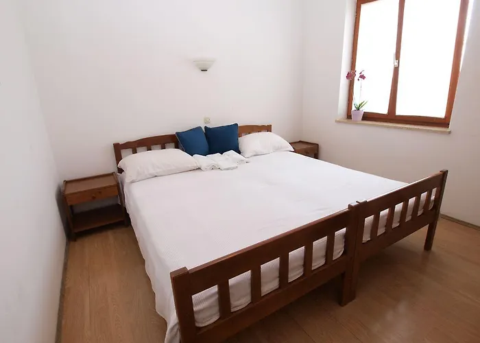 Violete 742 Apartman *