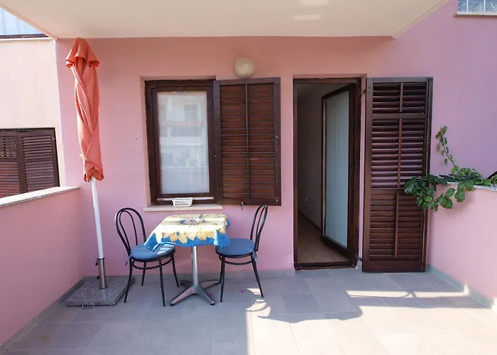 Violete 742 Apartman *