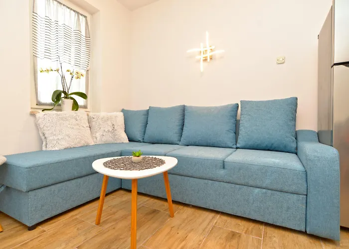 Violete 742 Apartman *