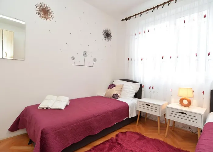 Violete 742 Apartment Pula