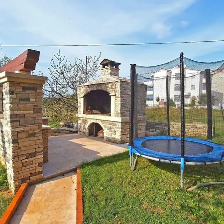 Violete 742 بولا