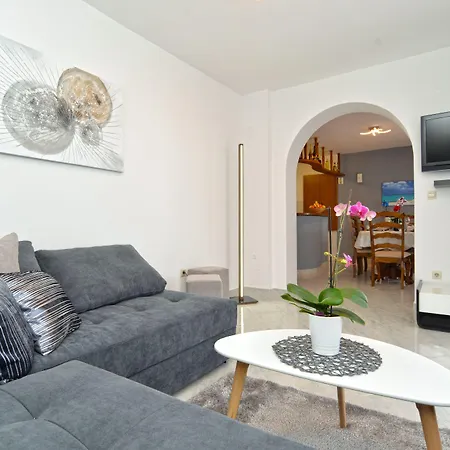 Apartamento Violete 742 Pula