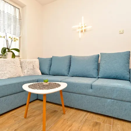 Violete 742 شقة *